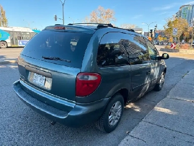 2005 Dodge Caravan Image# 1