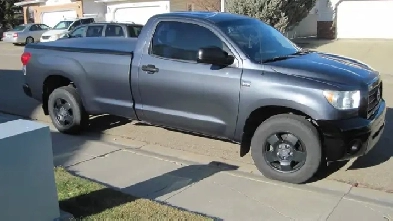 2007 Toyota Tundra 2WD, long box, reg cab Image# 1