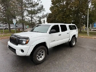 Toyota Tacoma Image# 1