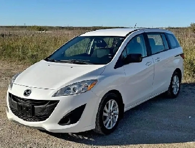 2017 Mazda Mazda5 GS Image# 1