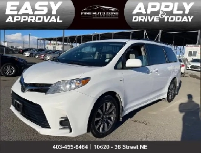 2018 Toyota Sienna LE V6 AWD 7-Passengers :: No Reported Acciden Image# 1
