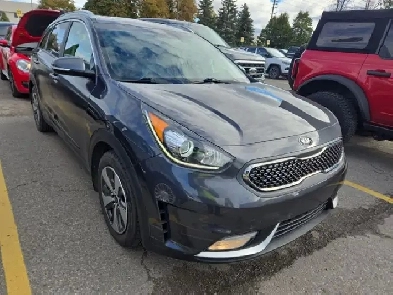 2018 Kia Niro EX FWD MOON ROOF/REVERSE CAMERA/BLIND SPOT MONITO Image# 1
