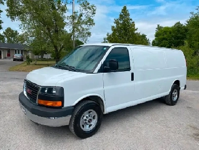 2015 GMC SAVANA 2500 EXT VAN - 126,000 km - $17,499. cert. Image# 1