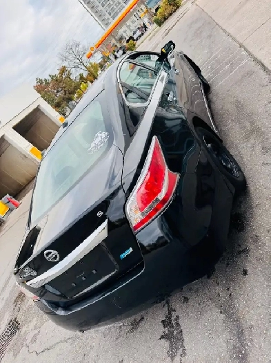 2015 Nissan Altima Sport Image# 1