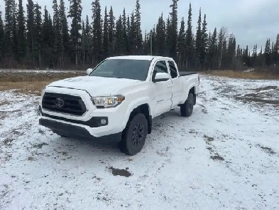 2021 Toyota Tacoma  Asking 34,500 Image# 1