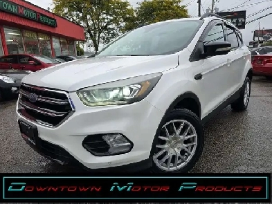 2019 Ford Escape Titanium 4WD Nav / Panoroof / Leather / Rear C Image# 1