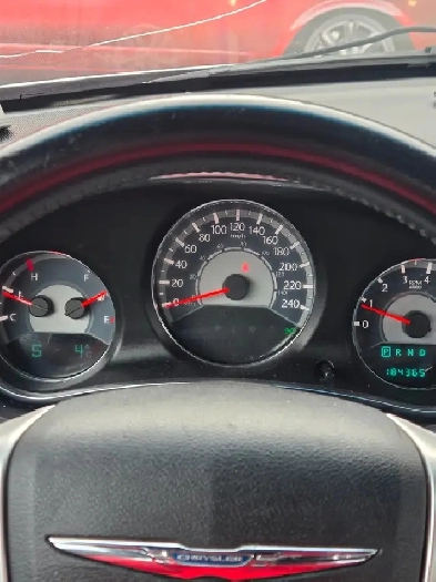 2013 Chrysler 200 Reliable Daily Drive Image# 1