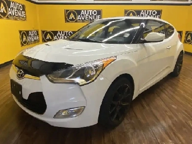 2013 Hyundai Veloster w/Tech - PANORAMIC SUNROOF, HEATED SEATS, Image# 1