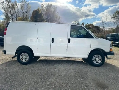 2015 Chevrolet Express Cargo Van Image# 1