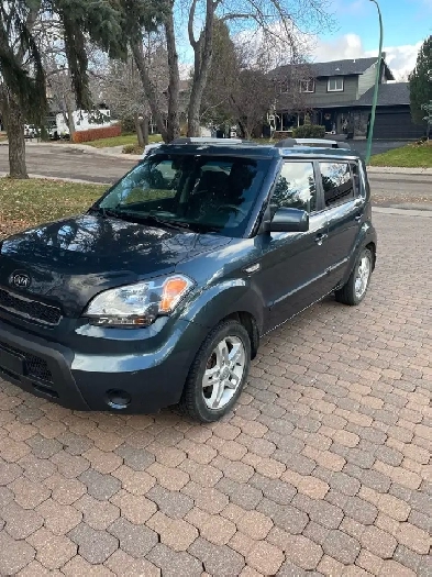 2011 Kia Soul U2 Hatchback Image# 1