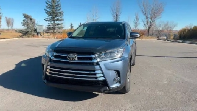 2017 Toyota Highlander XLE AWD - $30,500 Image# 1