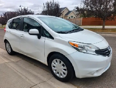 2014 Nissan Versa Note SV Low 148k compare civic fit corolla Image# 1