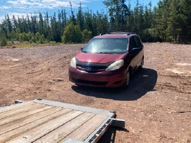 looking to buy Toyota vehicles any condition Image# 1