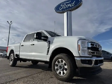 2023 Ford Super Duty F-250 SRW XLT / 7.3L V8! / REMOTE START! / Image# 1