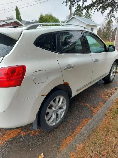 Nissan Rogue AWD traction intgral 4X4