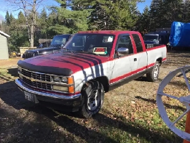 1989 Chevrolet c-2500 extended cab Image# 1