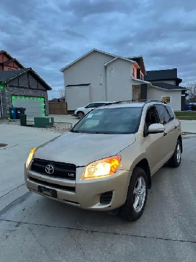 2009 Toyota rav4 4WD sport  3.5L V6 freshly safetied $12200 Image# 1