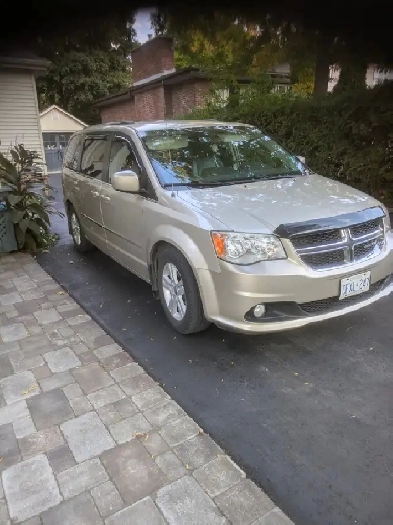2015 Dodge Caravan crew Image# 1