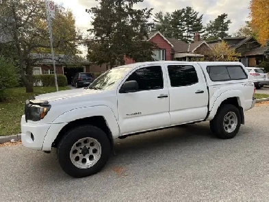 2007 Toyota Tacoma V6 manual Image# 1