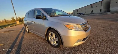2011 honda odyssey touring Image# 1