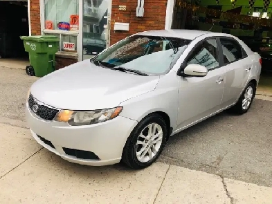 MOTEUR FLAMBANT NEUF! KiA FORTE EX/ BLUETOOTH/ SIÈGES CHAUF/ TRÈ Image# 1