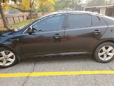 2014 Kia LX Sedan / Black/ Riverbend- Terwillegar Are/ REDUCED! Image# 1