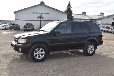 2003 Nissan Pathfinder SE Image# 1