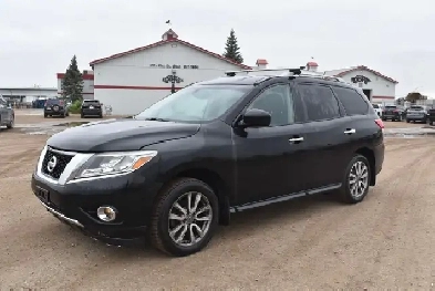2015 Nissan Pathfinder SV 4WD Image# 1