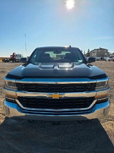 2017 Chevrolet Silverado 1500 Crew cab Image# 1