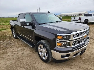 2015 Chevy Silverado 1500 Crew Cab 4X4 LTZ 5.3L - Rebuilt Title Image# 1