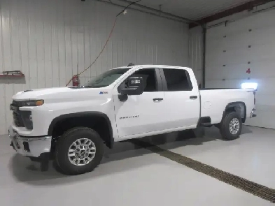 2025 Chevrolet Silverado 2500HD Gas 4X4 Image# 1