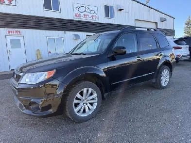 2011 Subaru Forester X Limited LOW KM'S!! Image# 1