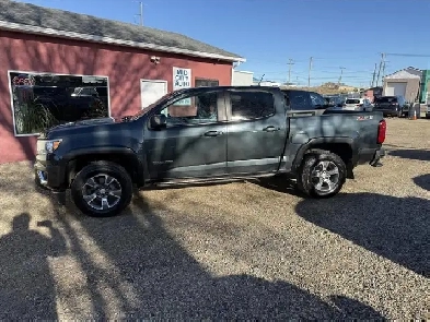 2017 Chevrolet Colorado Z71 Crew Cab 4WD Short Box Image# 1