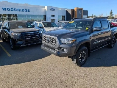 2022 Toyota Tacoma PRICE REDUCED 3.5L V6, CLOTH HEATED... Image# 1