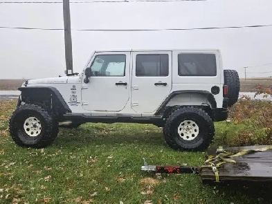 Jeep Wrangler 2014 - $6800 nég. Image# 1