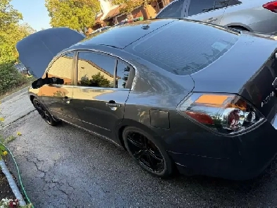 2009 Nissan Altima Image# 1