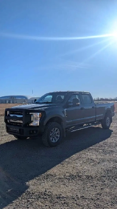2022 Ford F-350 XLT Diesel Image# 1