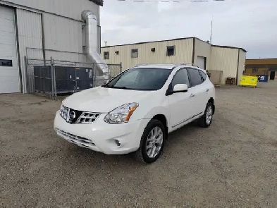 2013 Nissan Rogue SL Image# 1