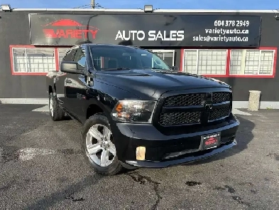 2017 Ram 1500 4WD Crew Cab 140.5' Express , FREE LUBRICO WARRANT Image# 1