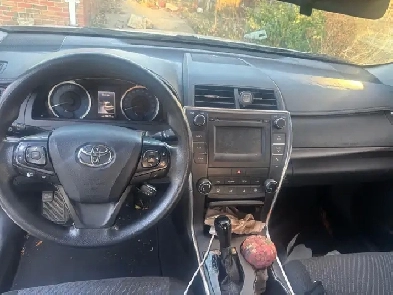 2017 Toyota Camry SE — Runs, Engine Damage( Selling As is) — OBO Image# 1