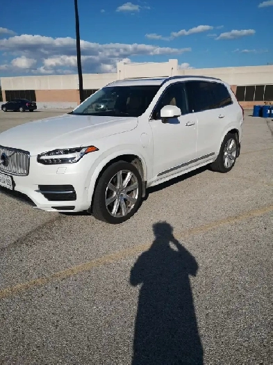 2016 Volvo XC 90 T8 PHEV hybrid - (Cash only) - Winter tires Image# 1