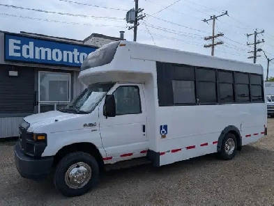 2009 FORD E-450 12 PASSENGER HANDICAP WHEELCHAIR LIFT MINI BUS Image# 1