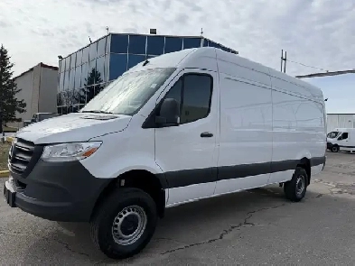 2023 Mercedes-Benz Sprinter 2500 170-in. WB Image# 1