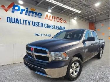 2019 Ram 1500 Classic SLT 4X4. 5.7L HEMI V8 Crew Cab - 1 Owner! Image# 1