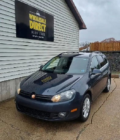 2010 Volkswagen Golf TDI Image# 1