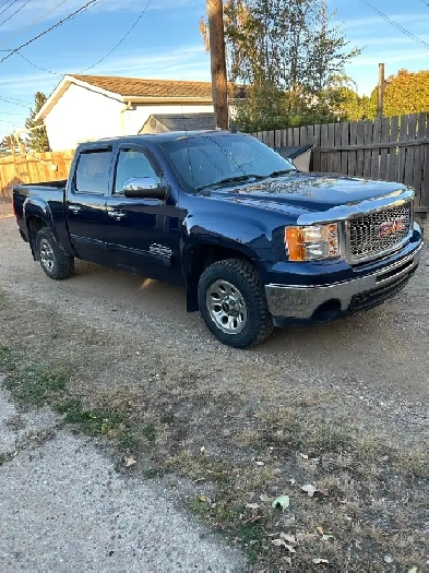 2010 GMC 1500 Image# 1