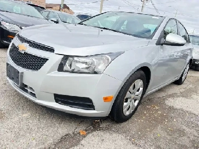 2014 Chevrolet Cruze 4dr Sdn 1LT | One-owner! | No accidents!| Image# 1