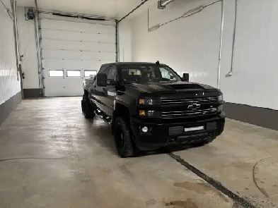 2018 duramax 2500HD Image# 1