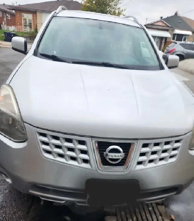 2010 Nissan Rogue SL Image# 1