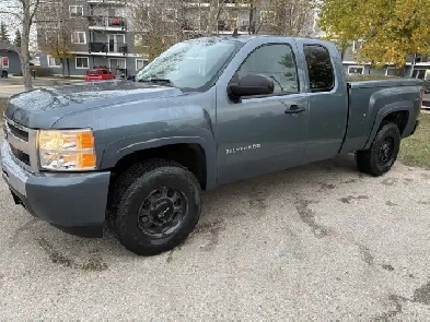 super low km Silverado Image# 1